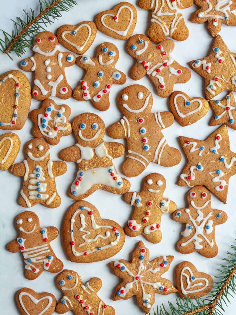 Pierniczki-Polish gingerbread men cookies