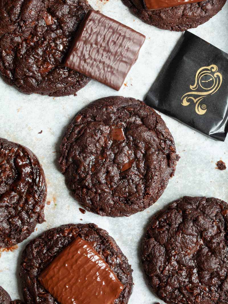 Fudgy chocolate and mint cookies
