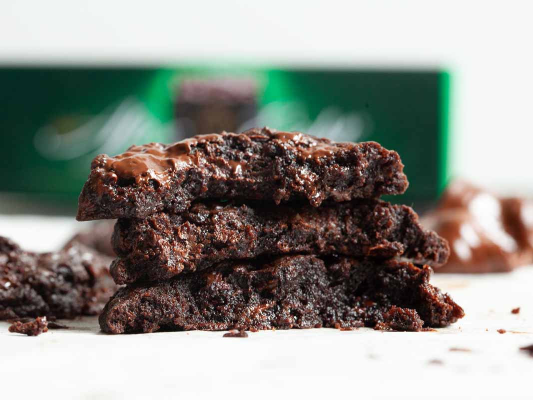 Fudgy chocolate and mint cookies