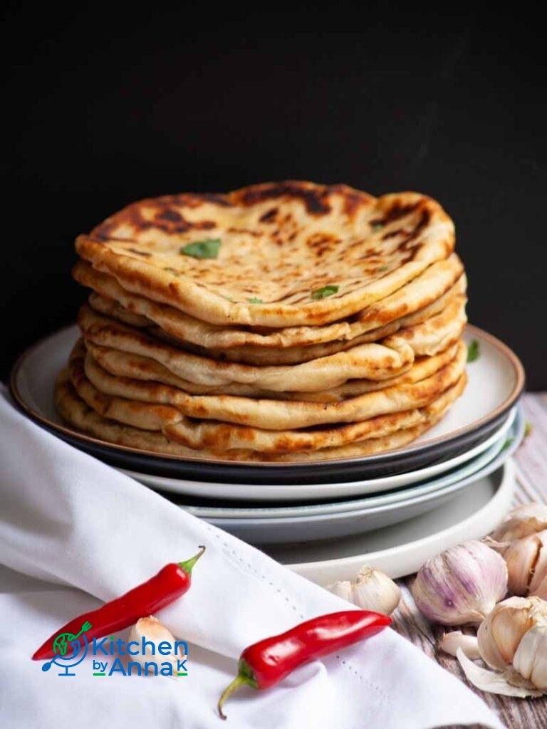 Indian garlic naan bread