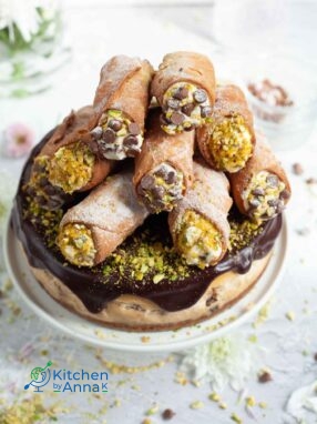 Baked ricotta cannoli cheesecake