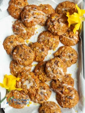 Carrot cake breakfast cookies