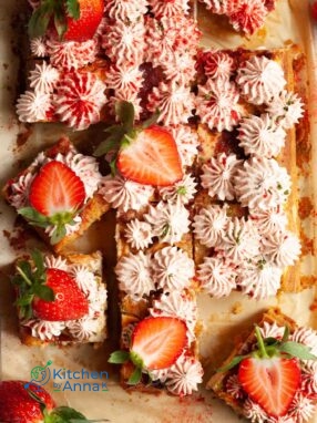 Carrot cake and strawberry cheesecake