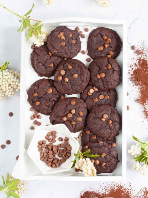 Red kidney beans chocolate cookies