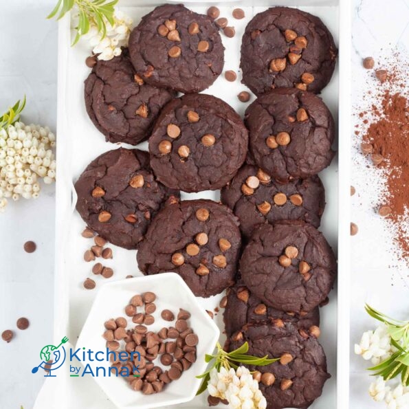 Red kidney beans chocolate cookies