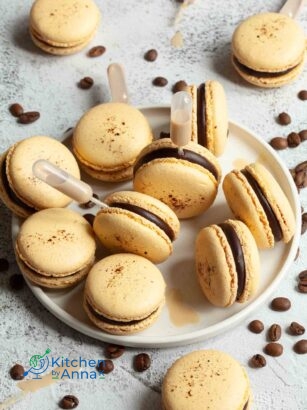 Irish cream coffee macarons