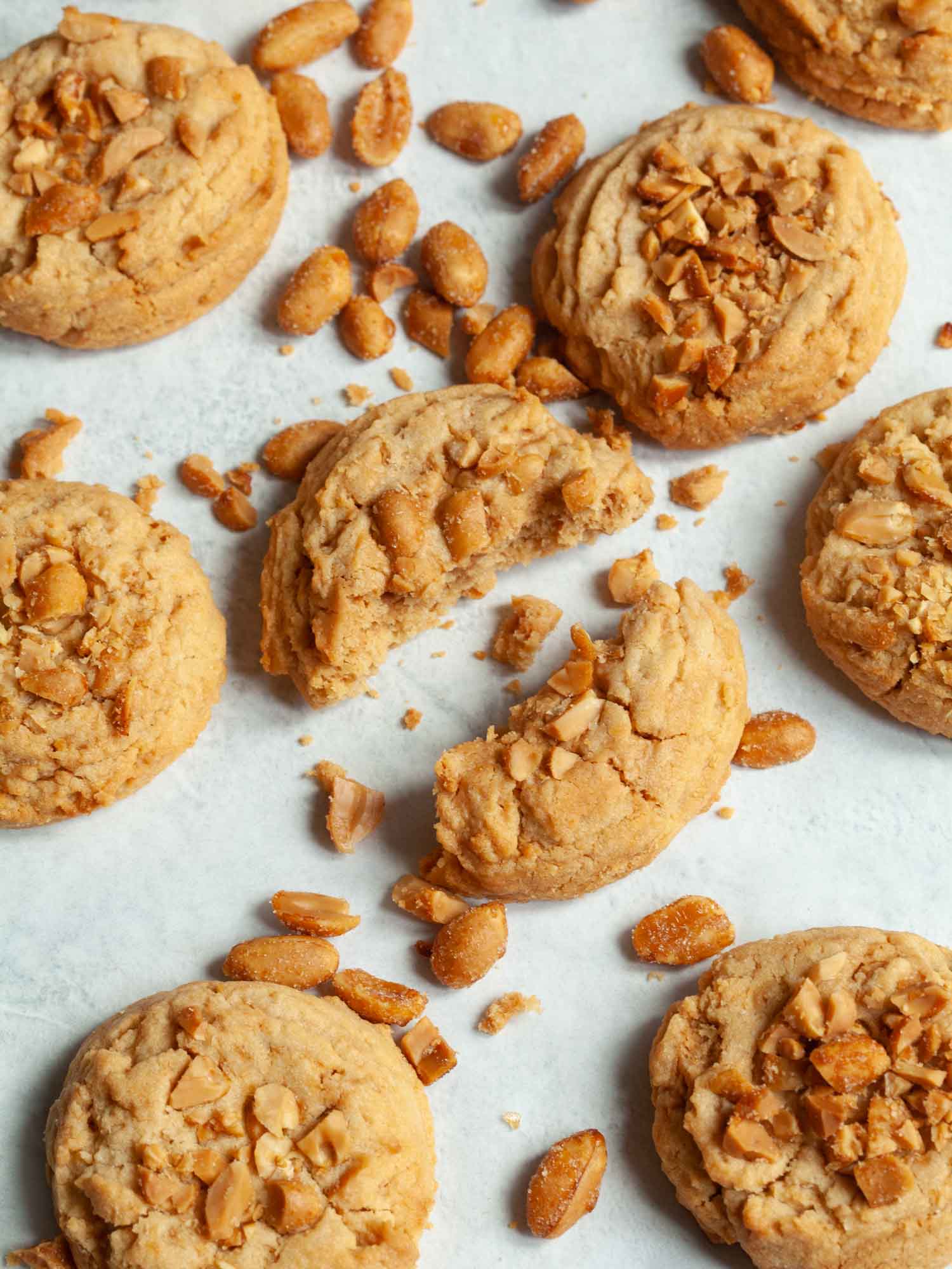 Thick and chewy peanut butter cookies