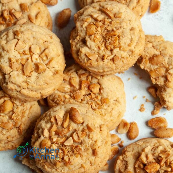 Thick and chewy peanut butter cookies