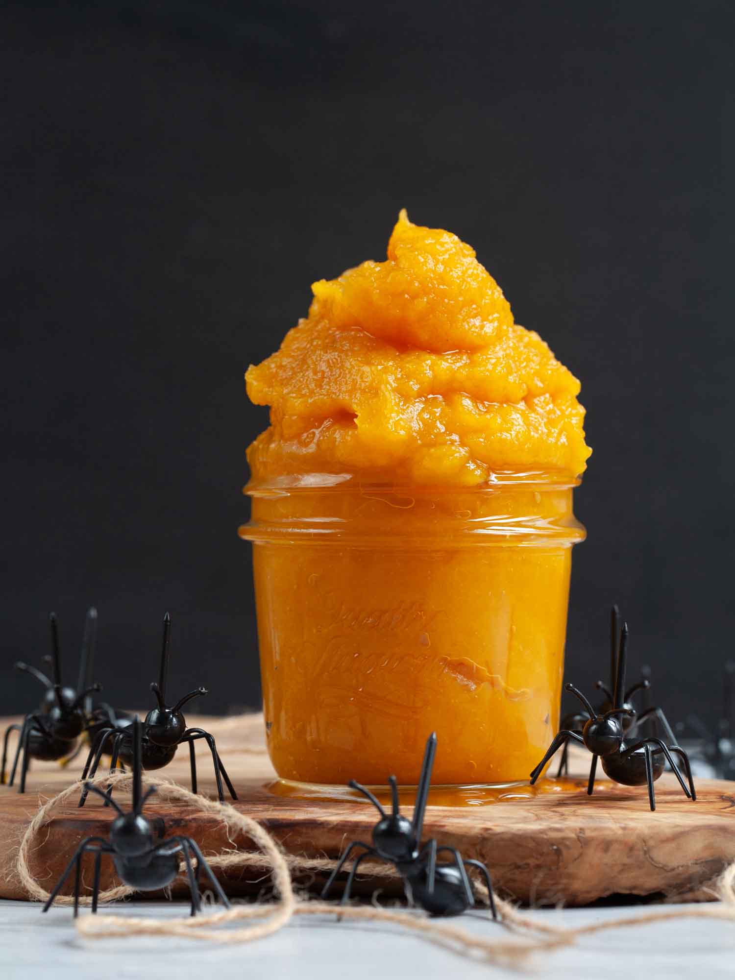 Homemade pumpkin puree