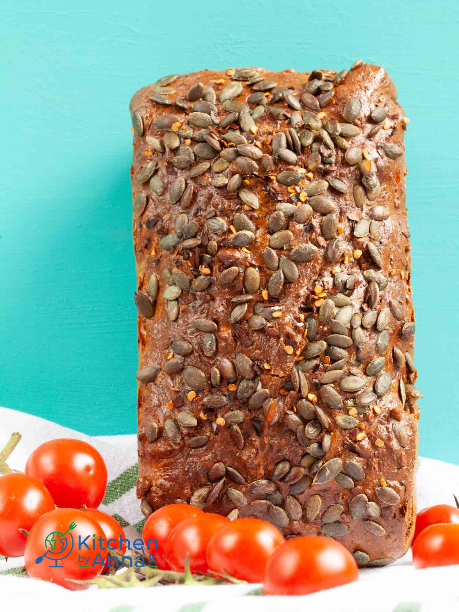 Low-carb pumpkin chili bread