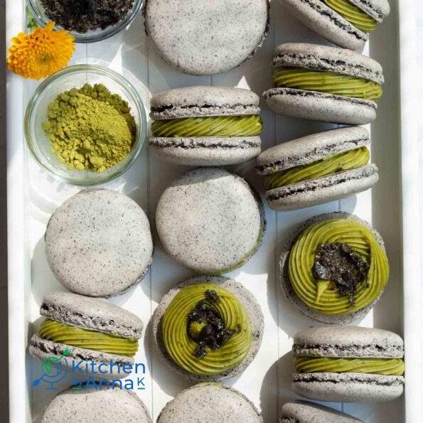 Matcha black sesame crunch macarons