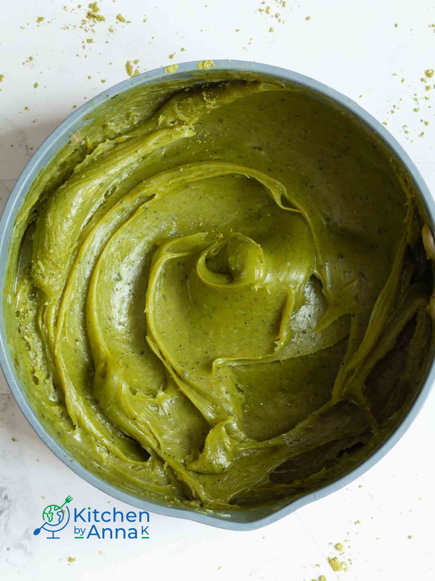 Matcha white chocolate ganache frosting