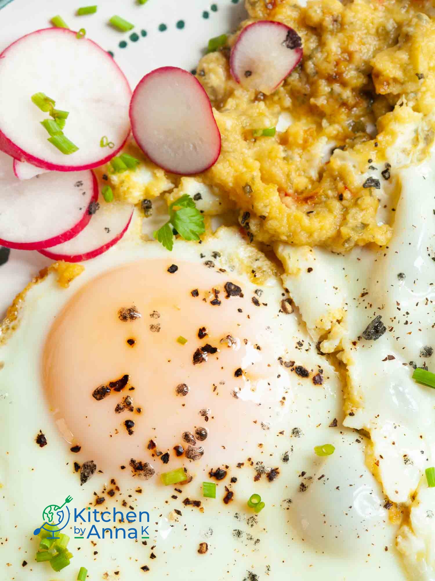 Pumpkin pesto fried eggs