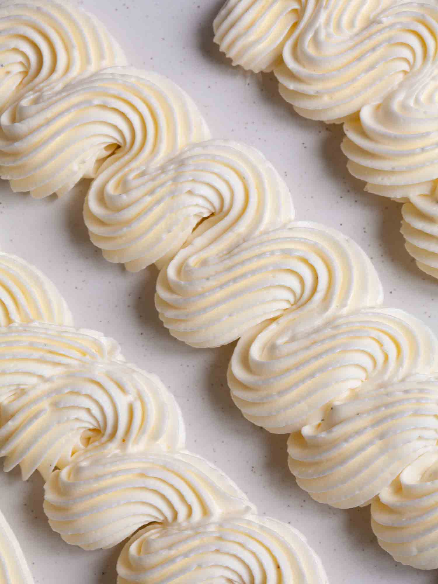 Italian meringue buttercream frosting