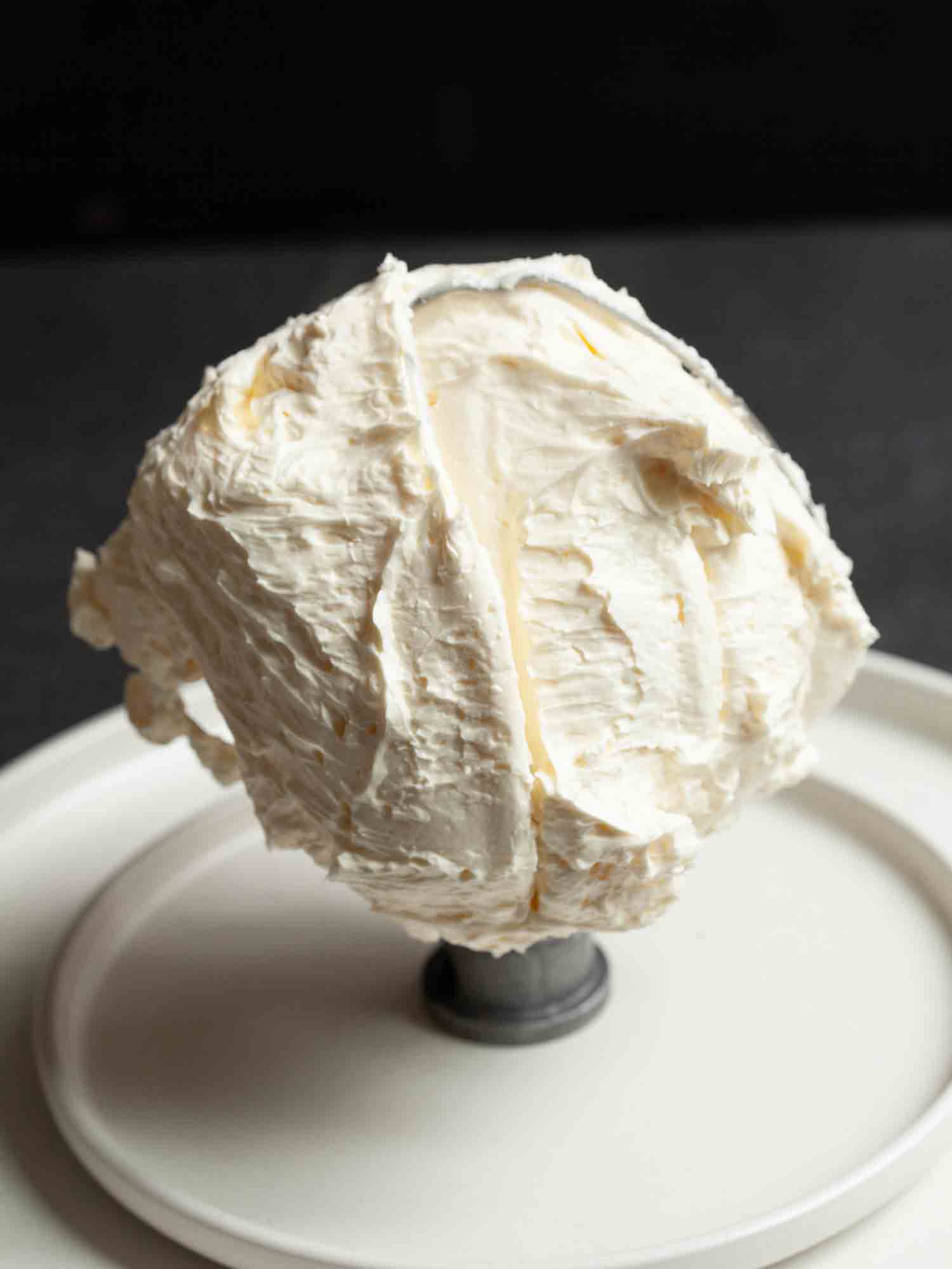 Italian meringue buttercream frosting