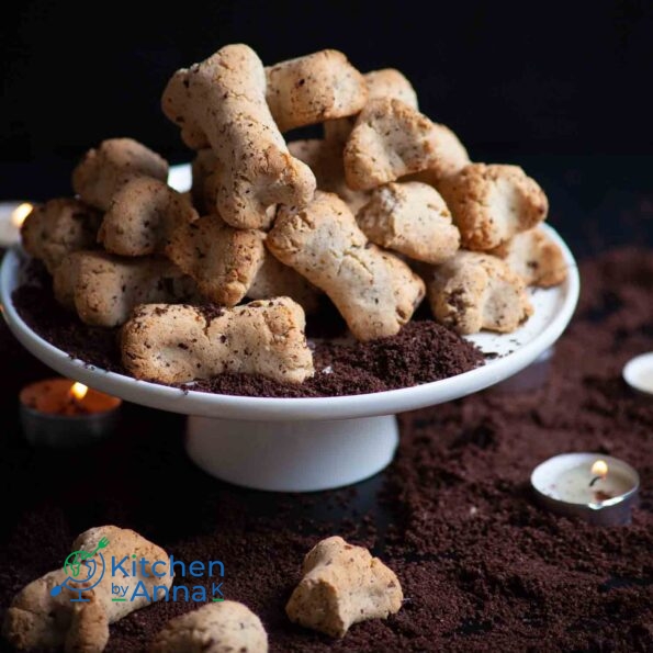 Ossi di morto Italian meringue hazelnut cookies