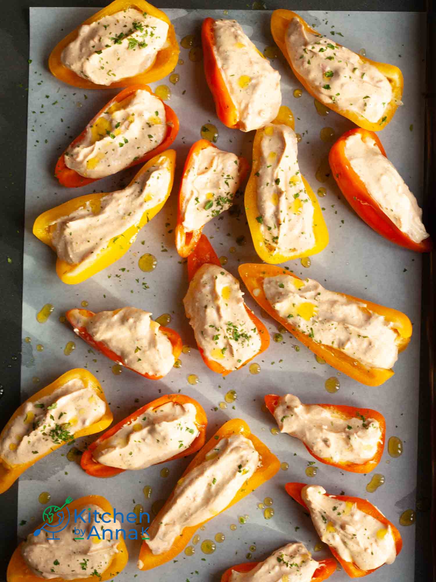 Roasted peppers stuffed with chili feta