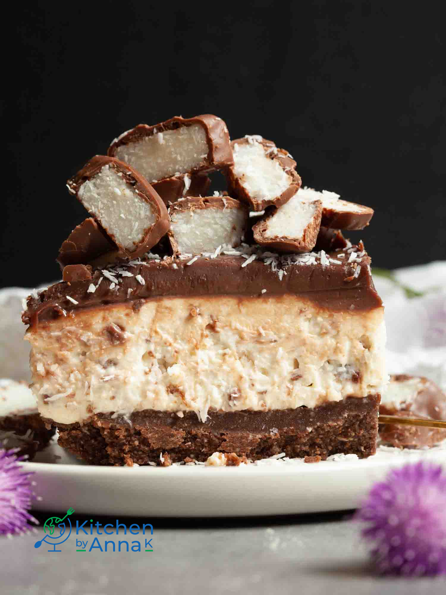 No-bake coconut and chocolate cheesecake