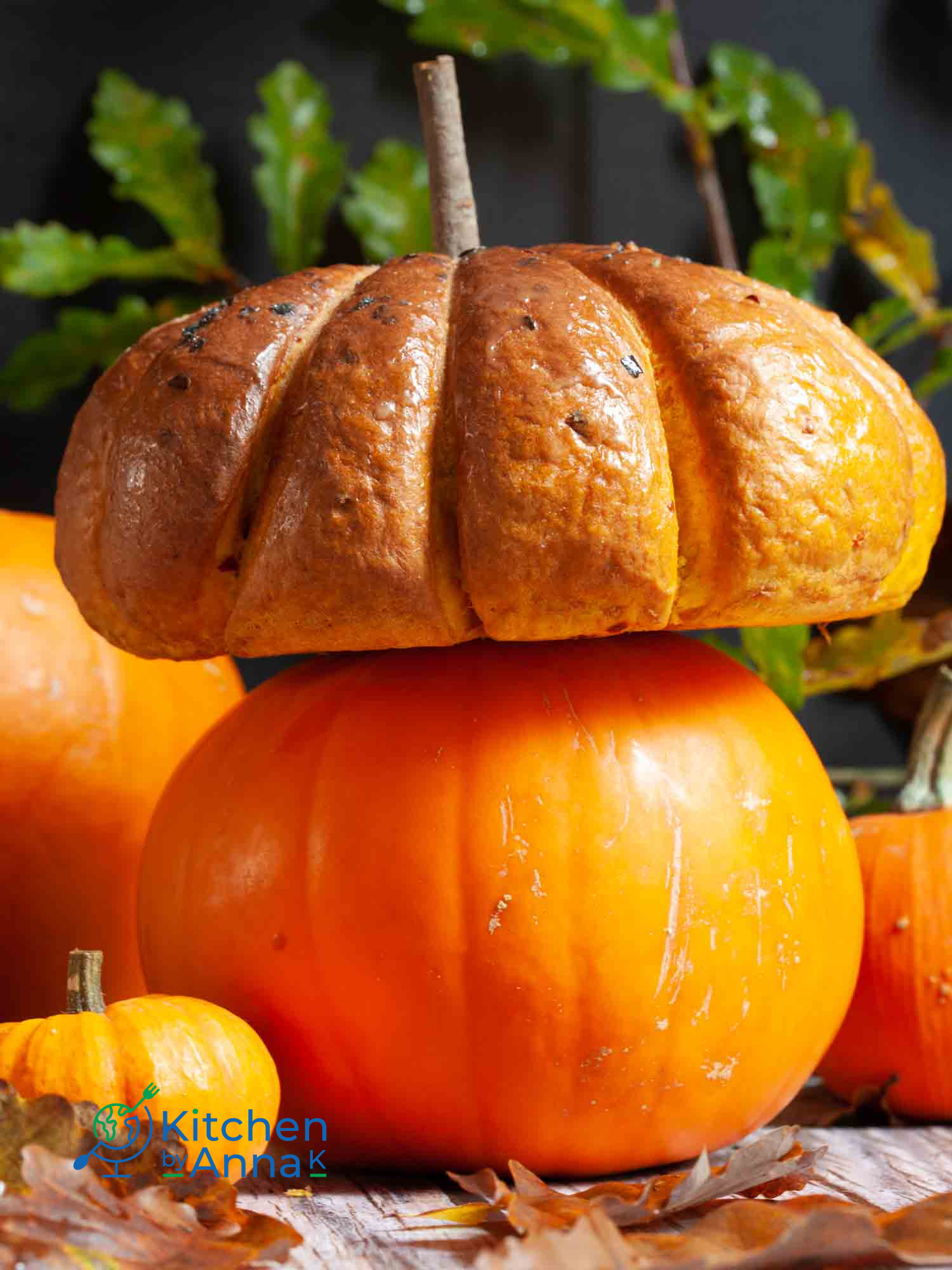 Pumpkin and chili soft pretzel bread