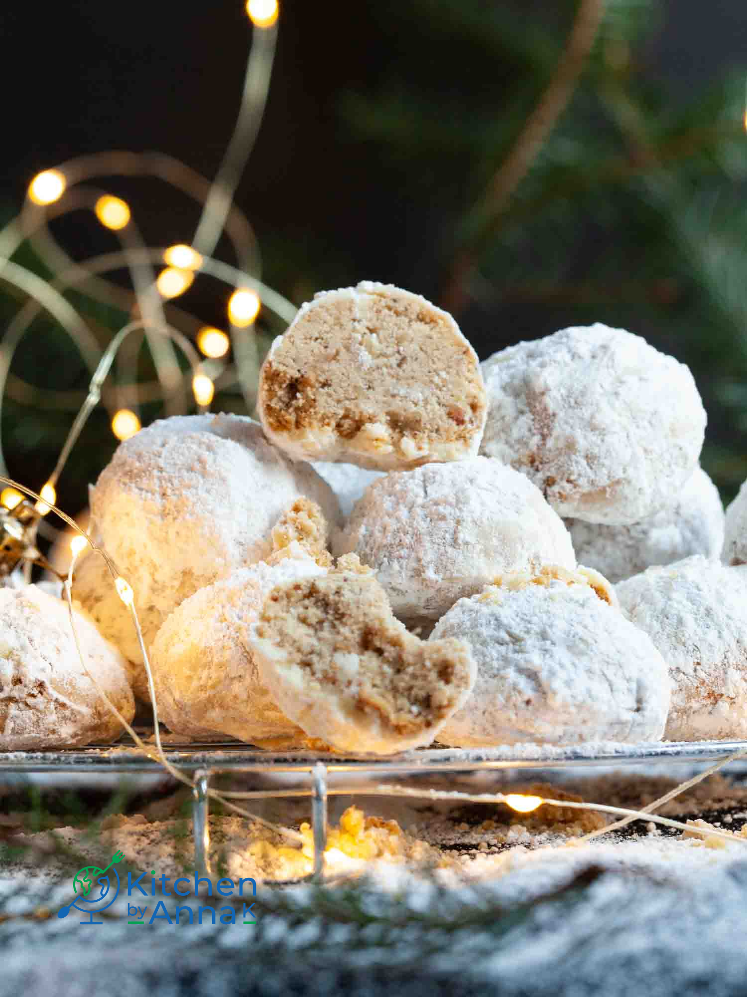 Walnut snowball cookies