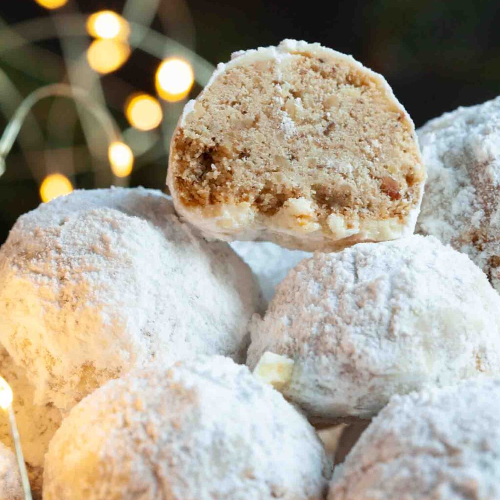 Walnut snowball cookies