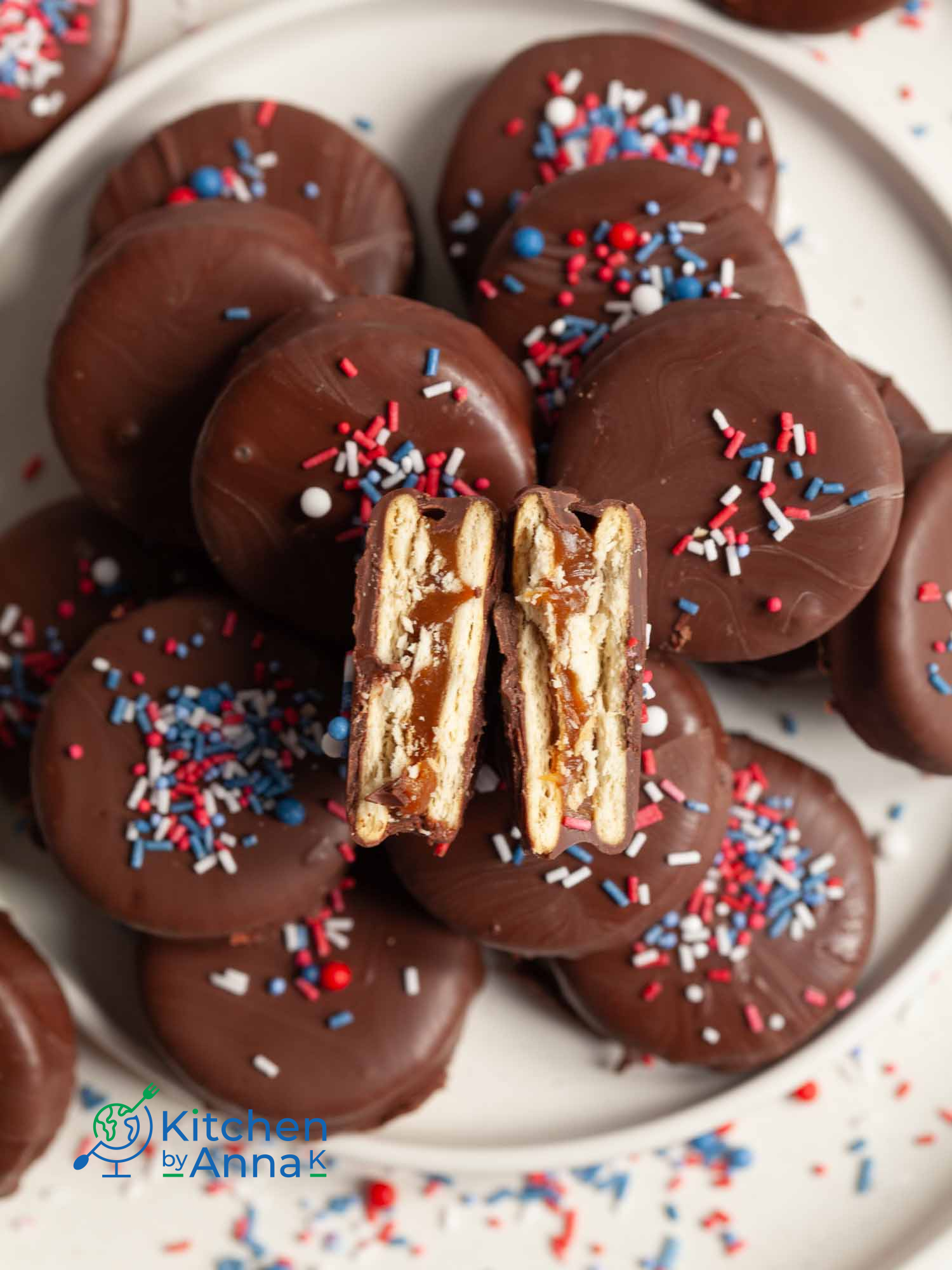 No-bake salted caramel ritz cookies