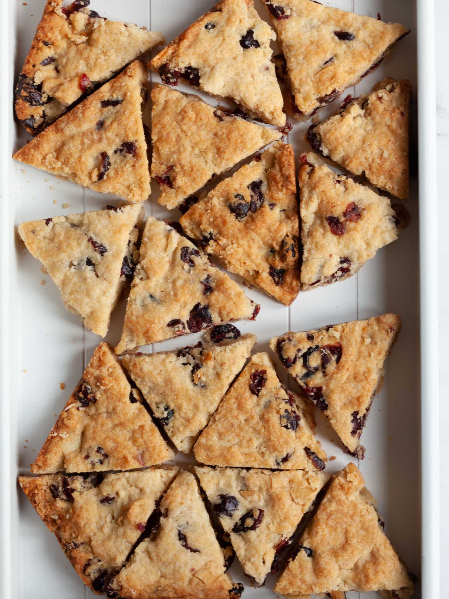 Amaretto and cranberry shortbread