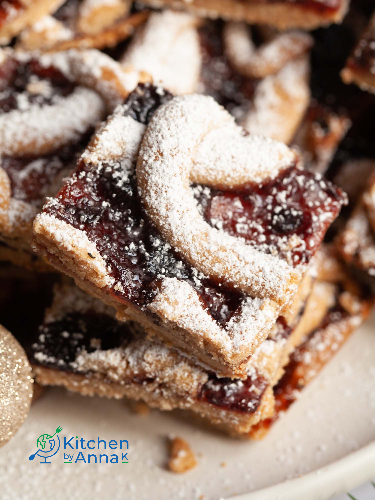 Linzer almond cookie bars