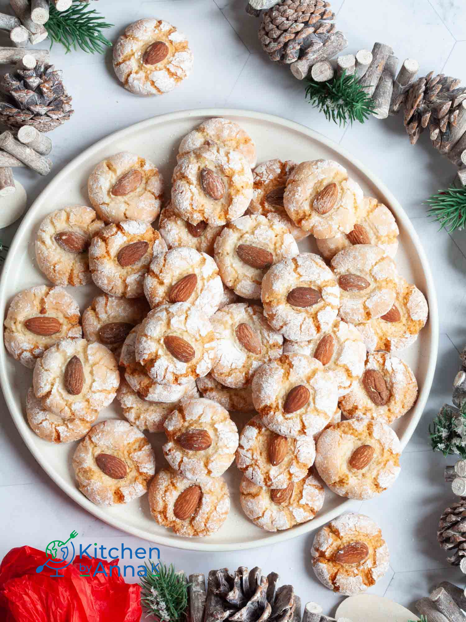 Italian almond amaretti cookies