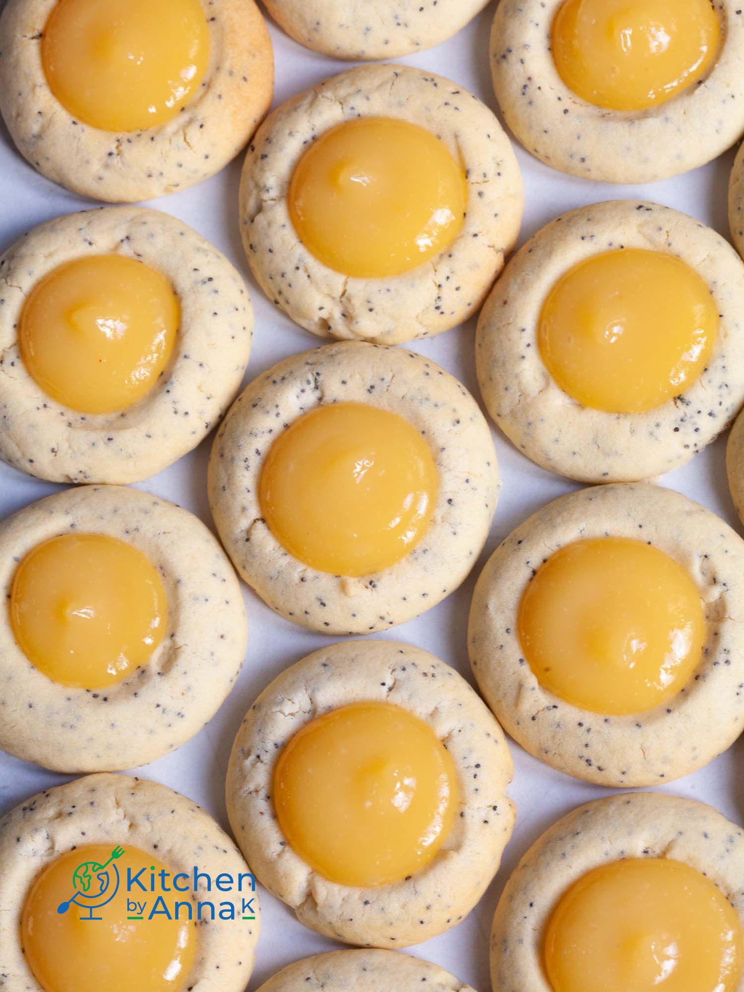 Poppy seeds thumbprint cookies with lemon curd