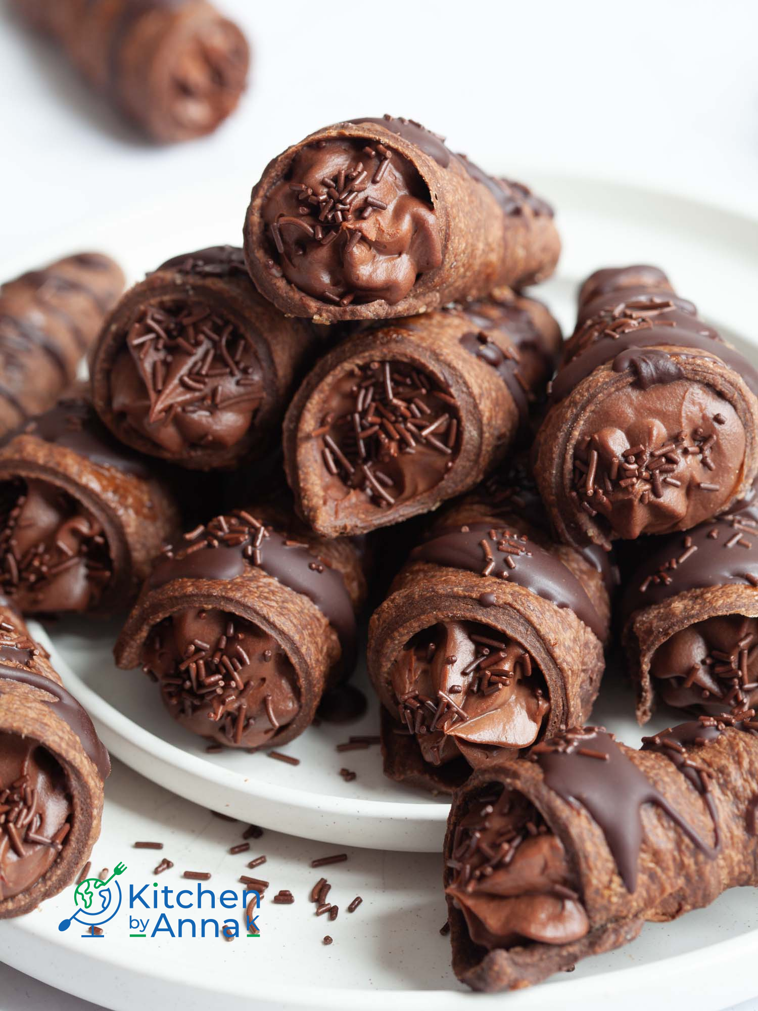 Dark chocolate cream horns