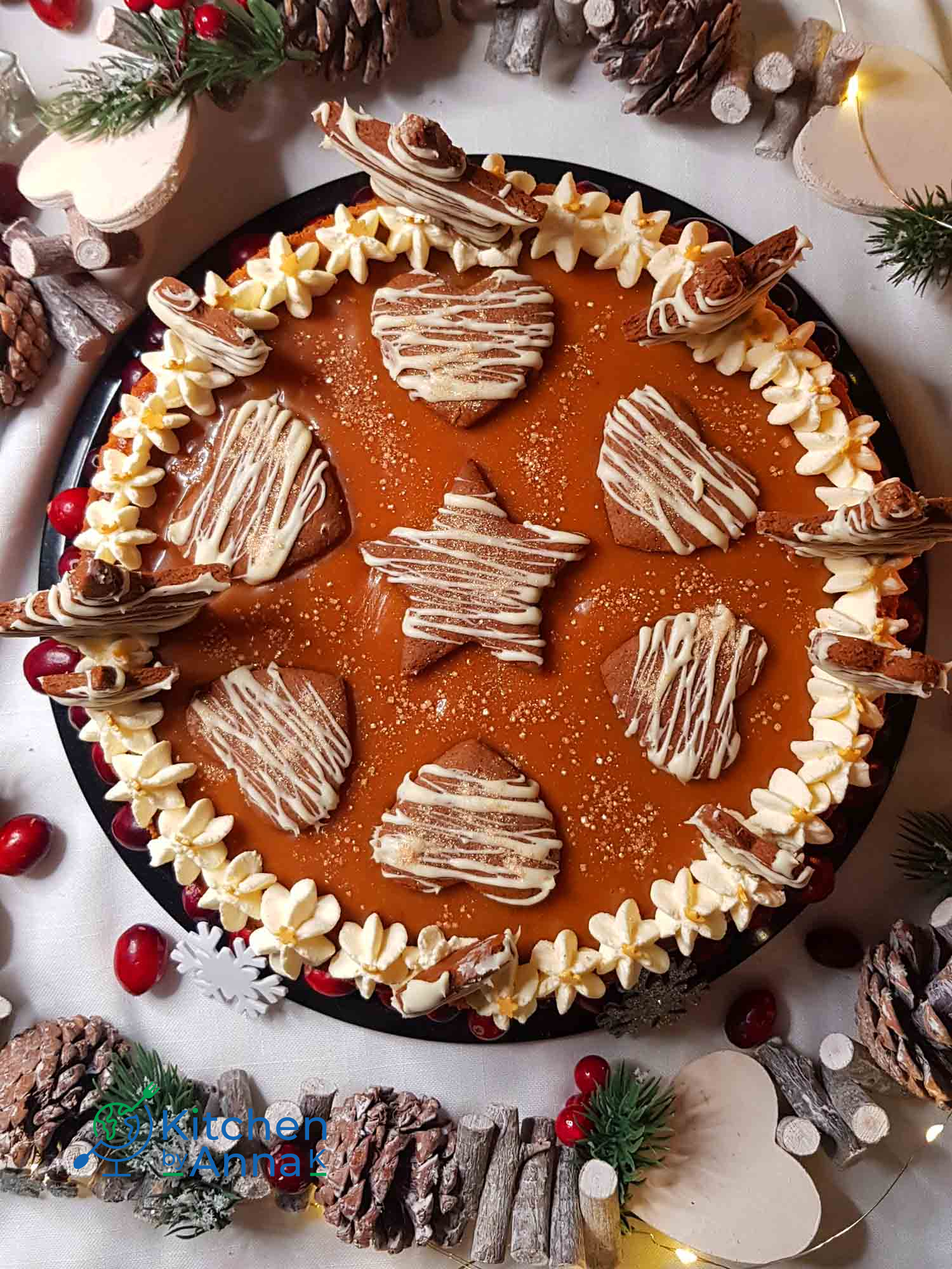 Gingerbread cheesecake with salted caramel