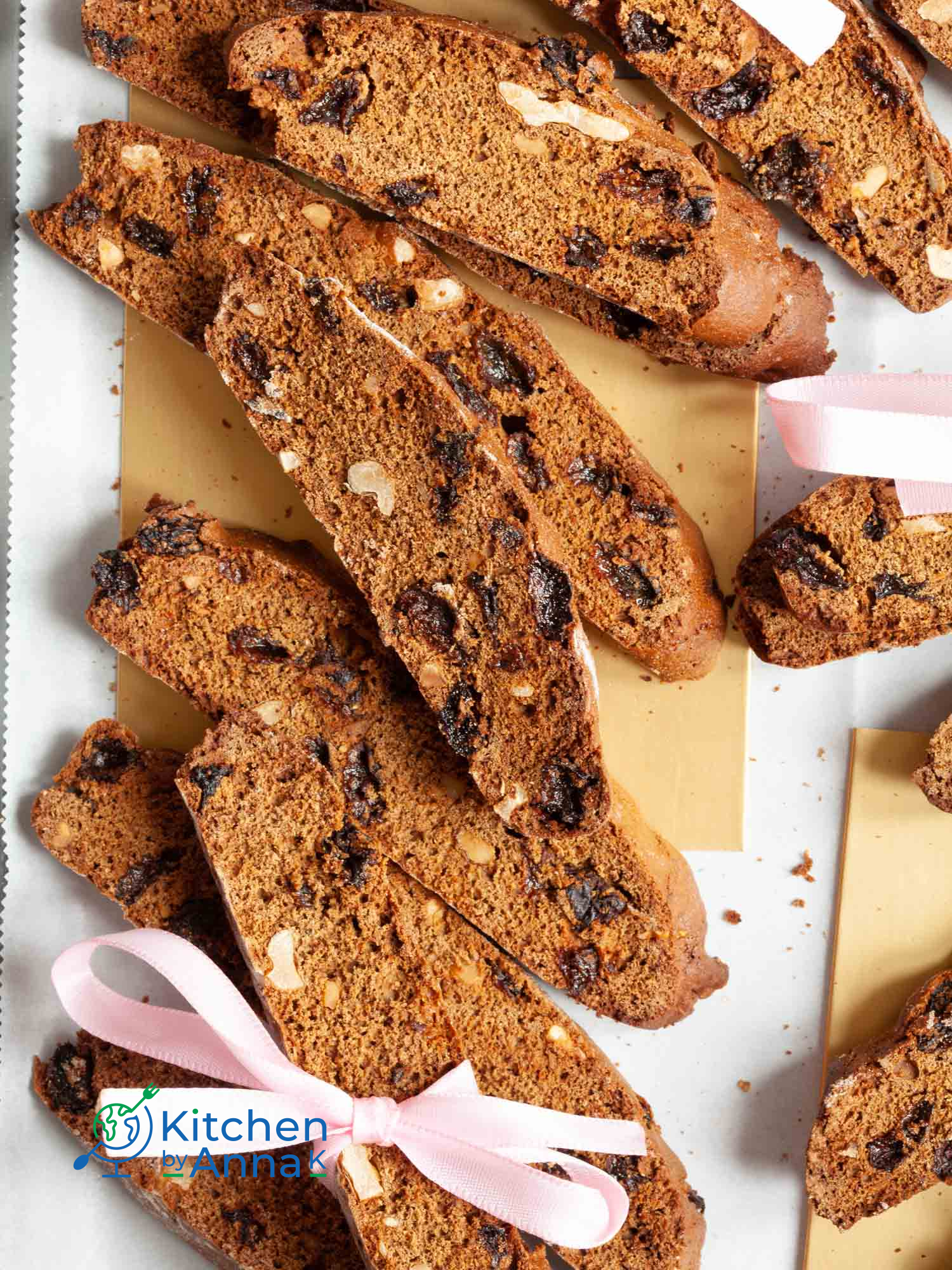 Gingerbread and molasses biscotti