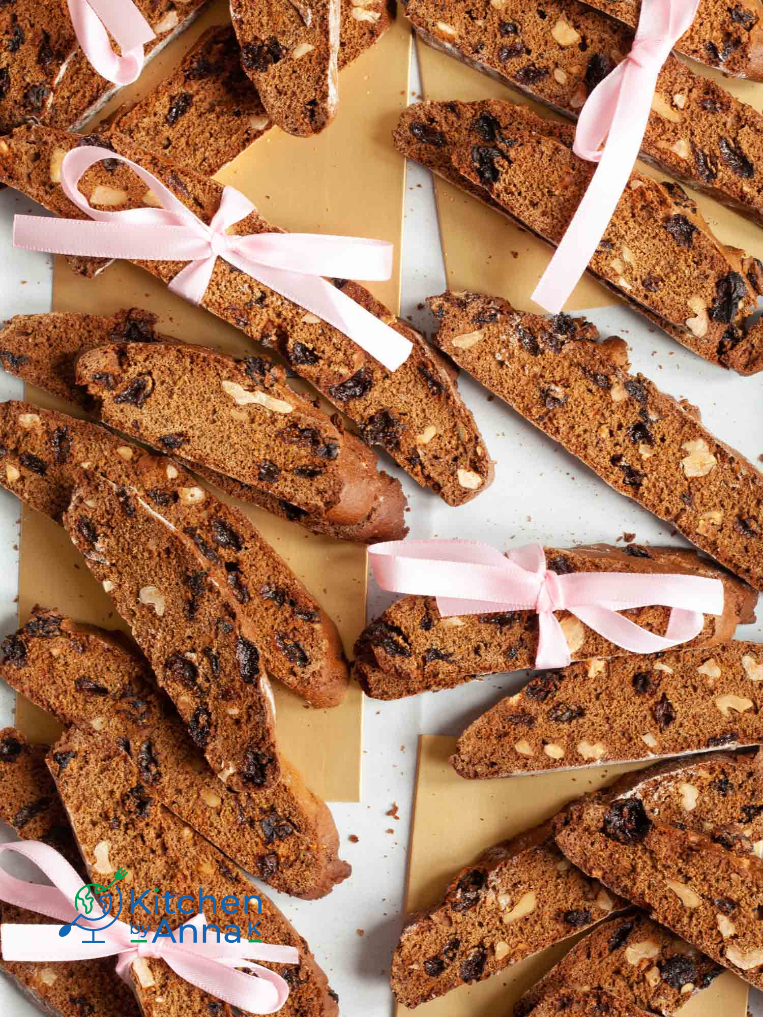 Gingerbread and molasses biscotti