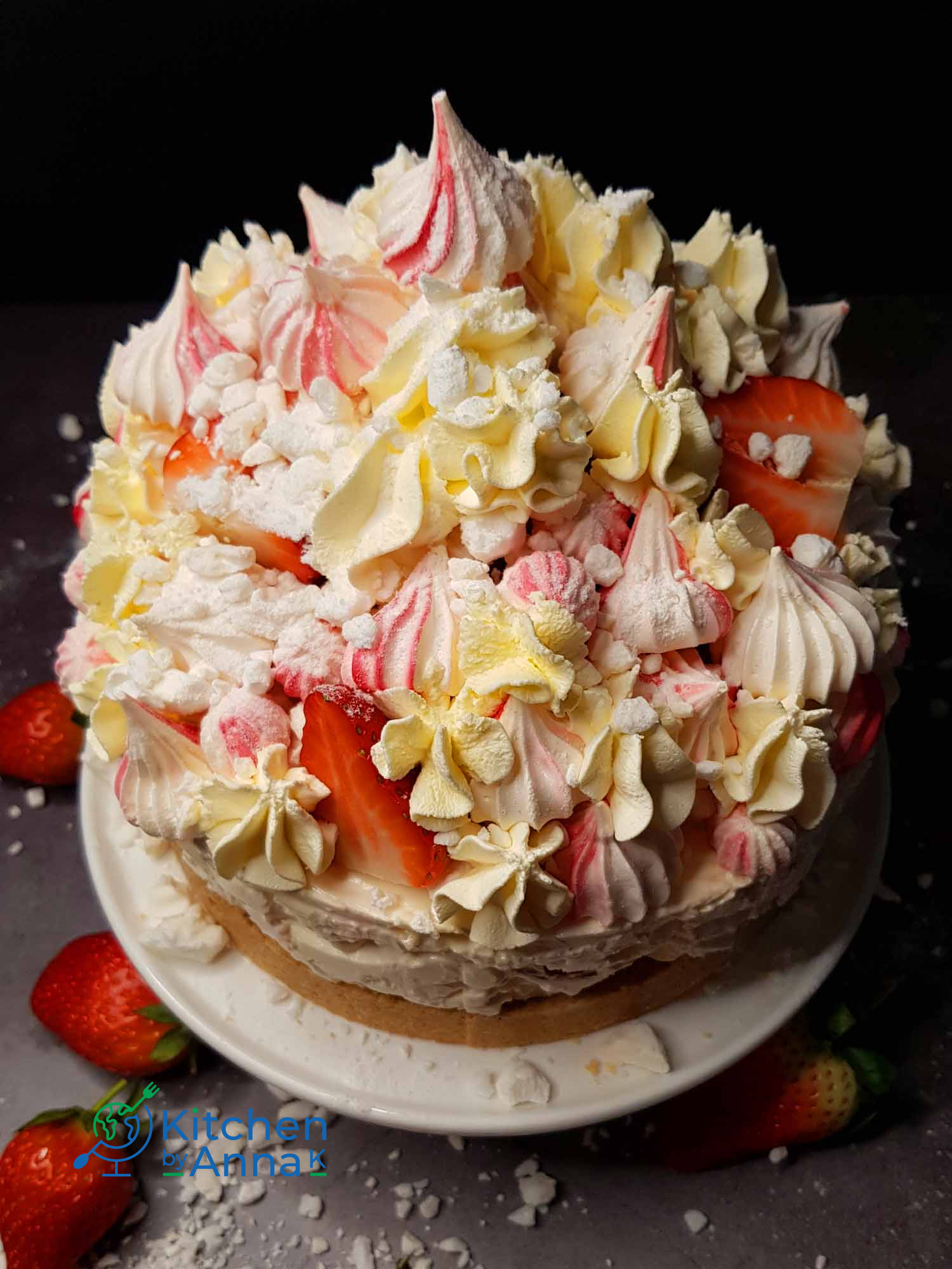Eton mess cheesecake