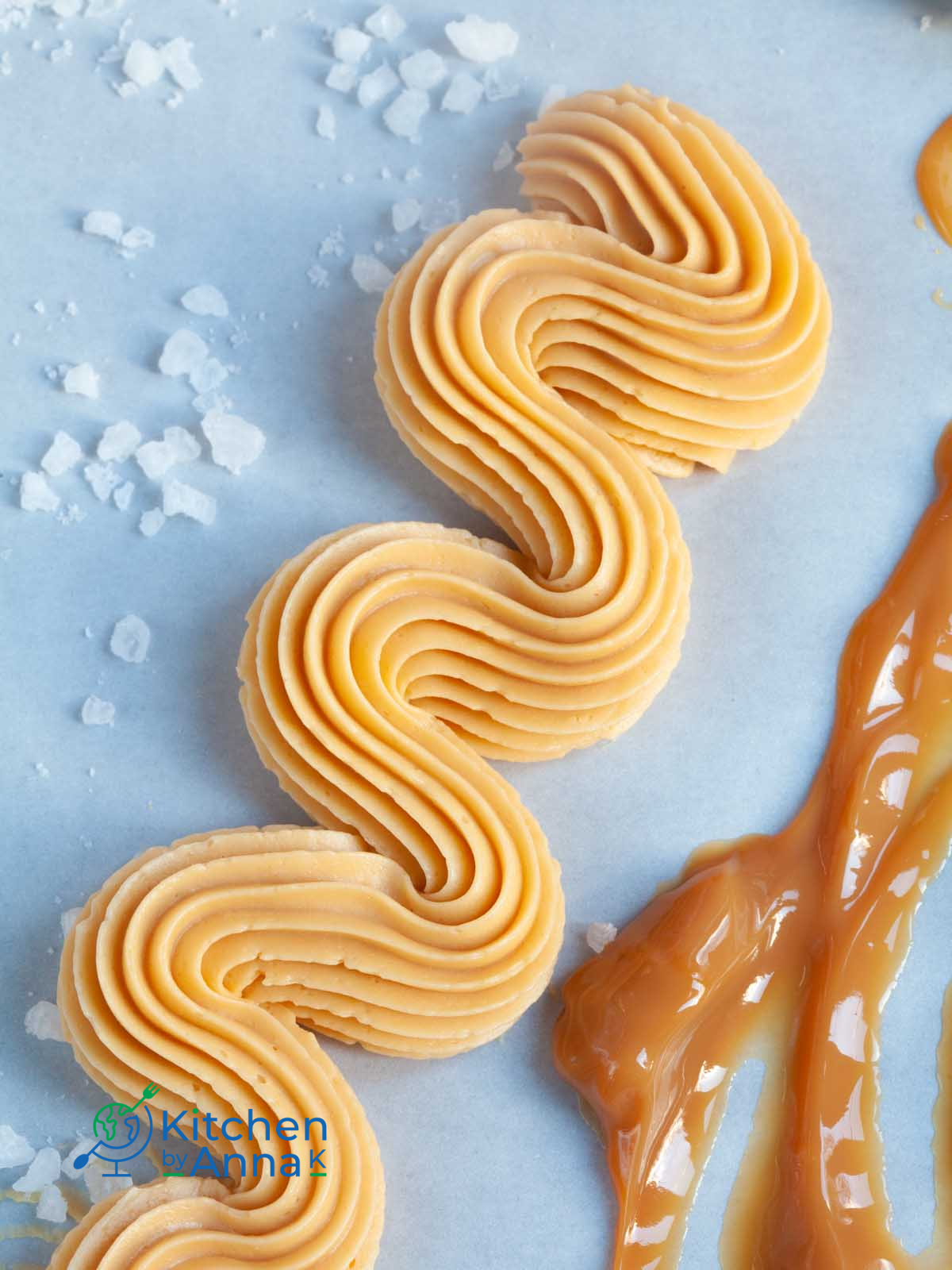 Salted caramel buttercream frosting