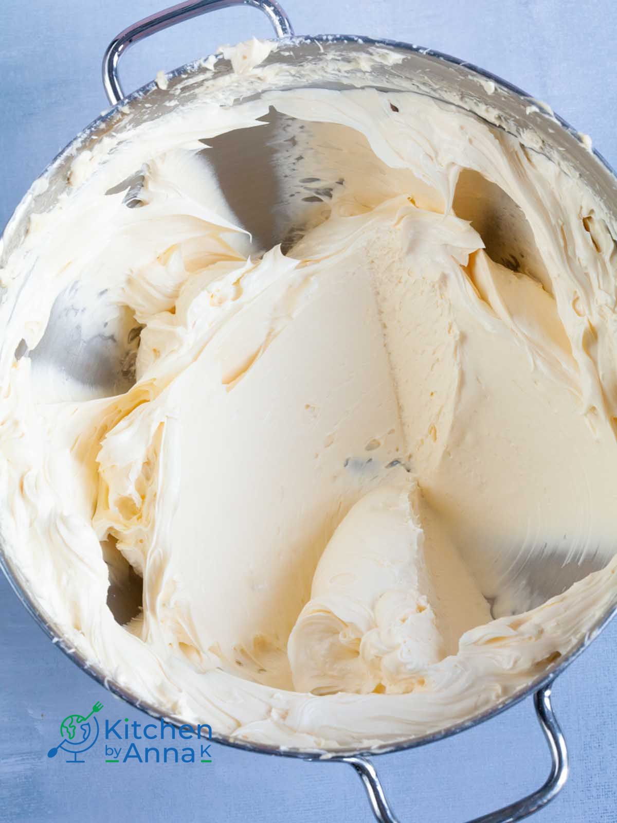 Salted caramel buttercream frosting